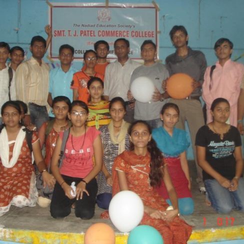 Smt.T.J.Patel Commerce college 1 (27)